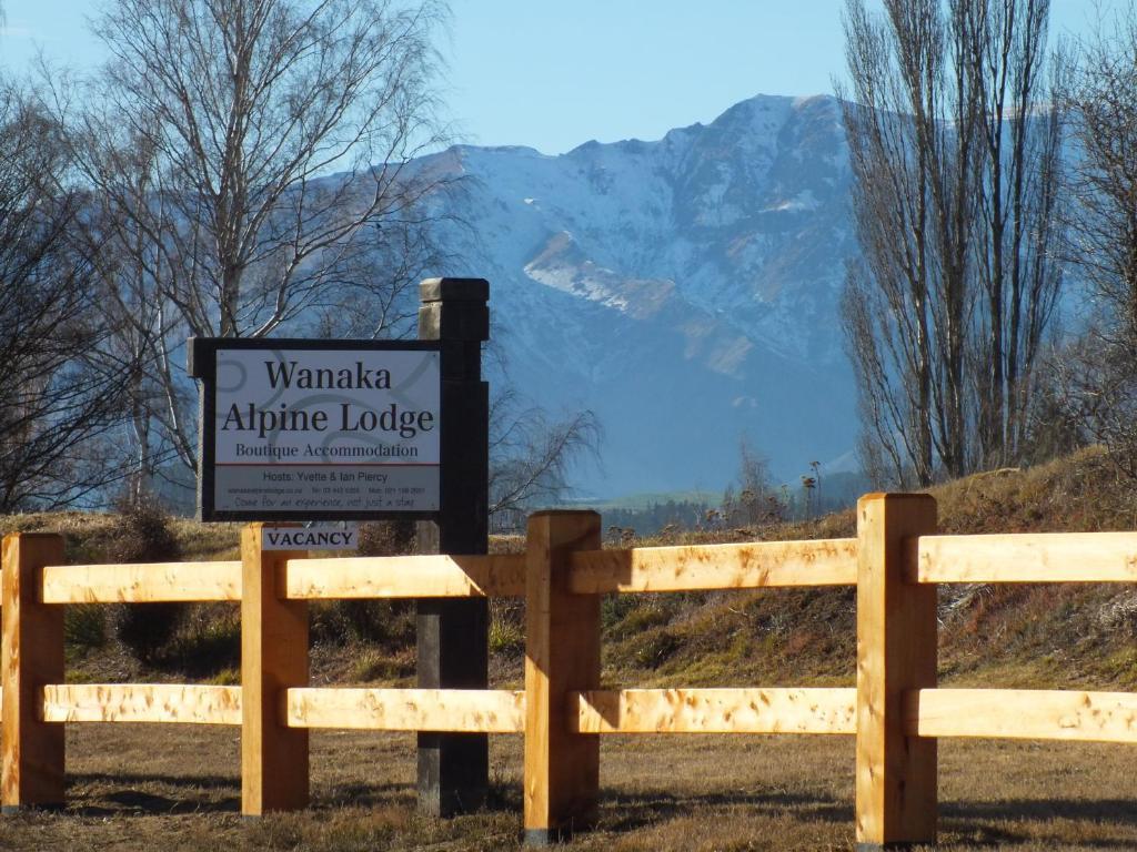 Wanaka Alpine Lodge Dış mekan fotoğraf
